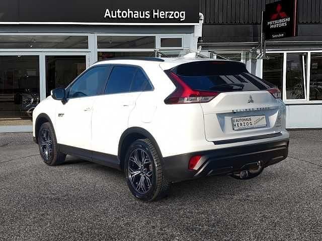 Gebraucht Mitsubishi Eclipse Cross Basis 98 PS (72 kW) 2022 Weiß SUV
