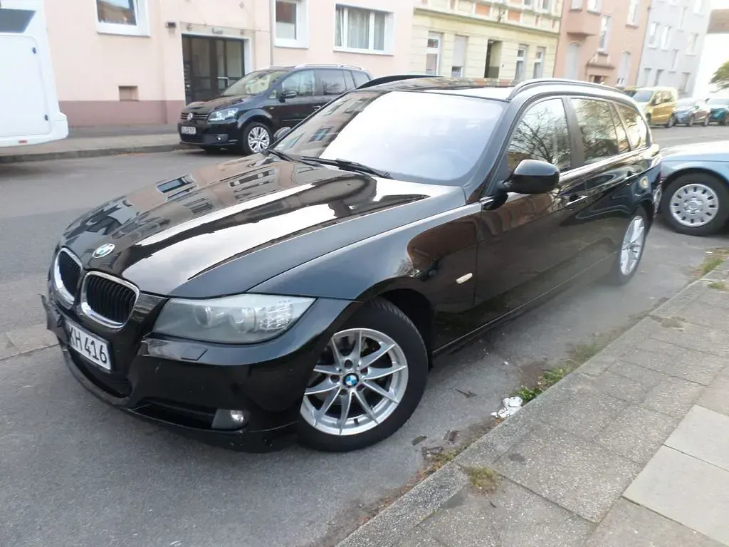 Używany BMW 320 Performance 184 KM (135 kW) 2011 Czarny Kombi