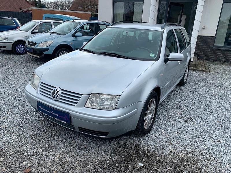 Silber Gebraucht 2001 VW Bora Comfortline Limousine | 1.999 € (Fairer Preis) - Bild 1/4