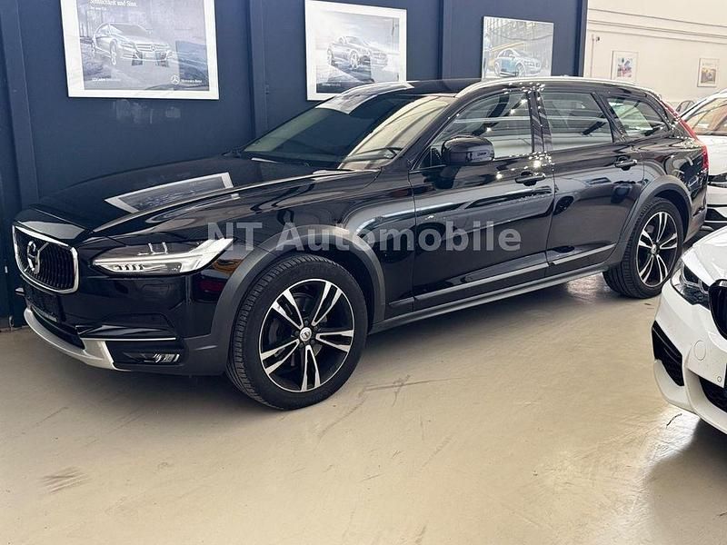 Schwarz Gebraucht 2019 Volvo V90 CC Pro Kombi | 31.500 € (Fairer Preis) - Bild 1/4