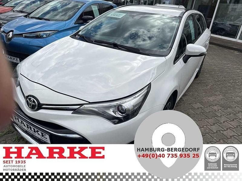 Superweiss (metallic) Gebraucht 2018 Toyota Avensis Edition-S Kombi | 16.500 € (Fairer Preis) - Bild 1/4