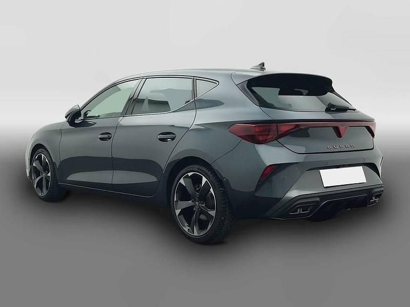 Usata Cupra Leon 150 CV (110 kW) 2025 Grigio Berlina