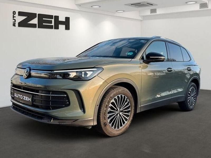 Cipressinogrün metallic Gebraucht 2025 VW Tiguan Goal SUV | 35.450 € (Guter Preis) - Bild 1/4