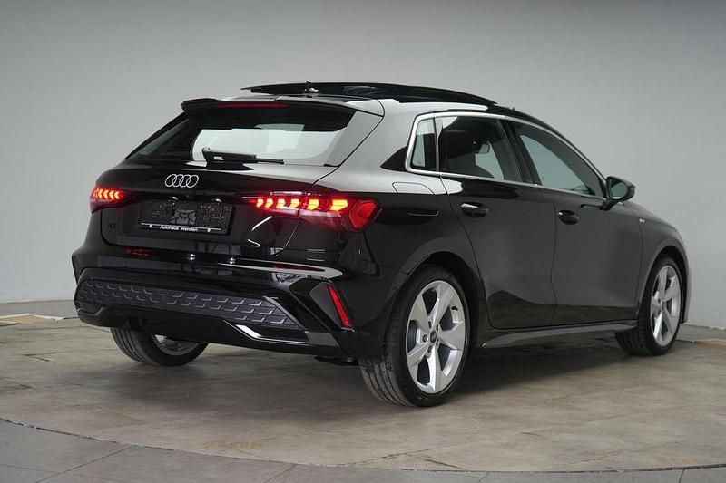 Gebraucht Audi A3 S-Line 150 PS (110 kW) 2025 Schwarz Limousine