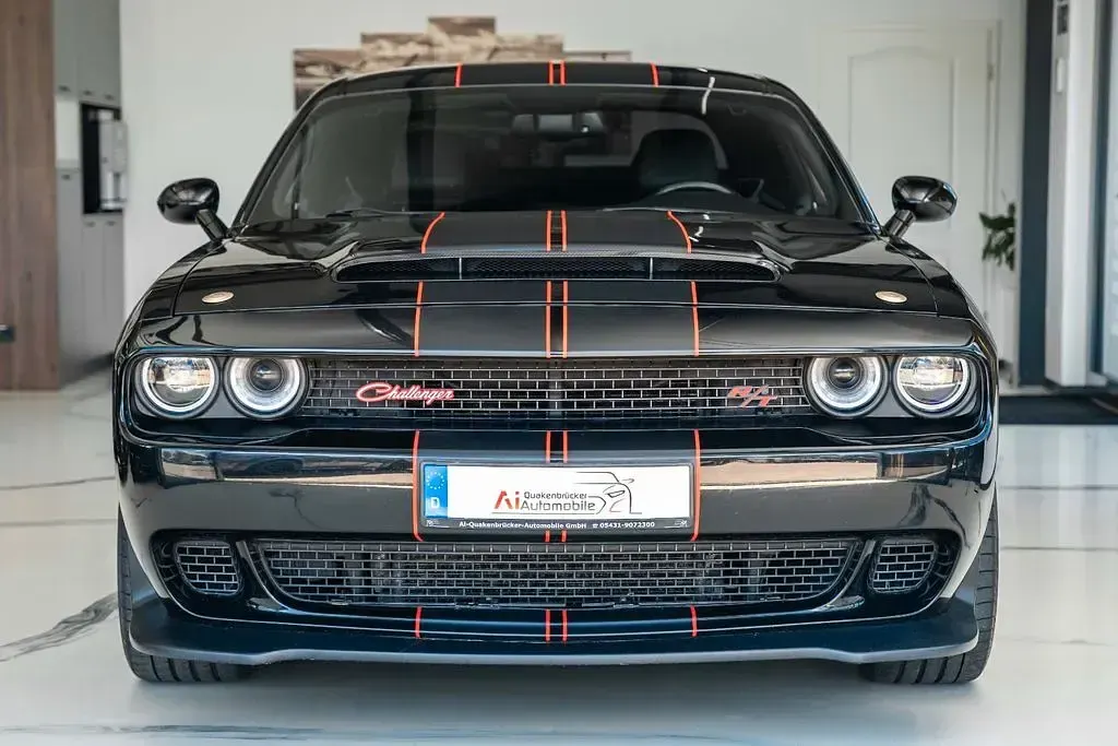 Używany Dodge Challenger 377 KM (277 kW) 2016 Czarny Coupe