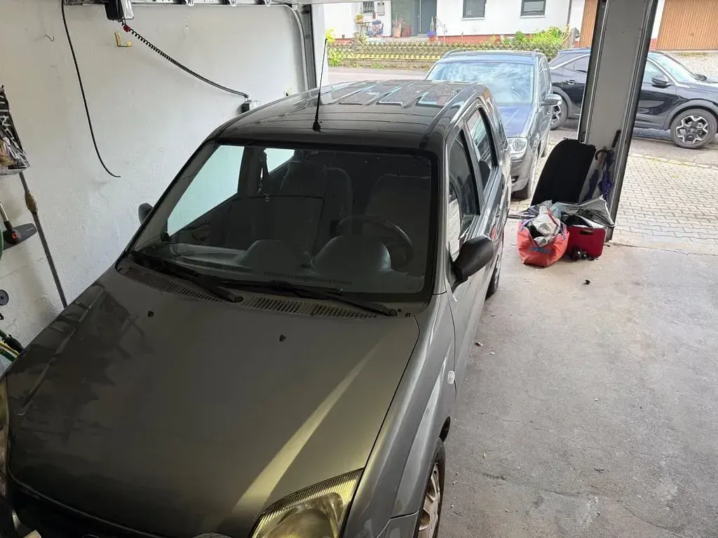 Gebraucht Subaru Justy 94 PS (69 kW) 2006 Grau Kleinwagen