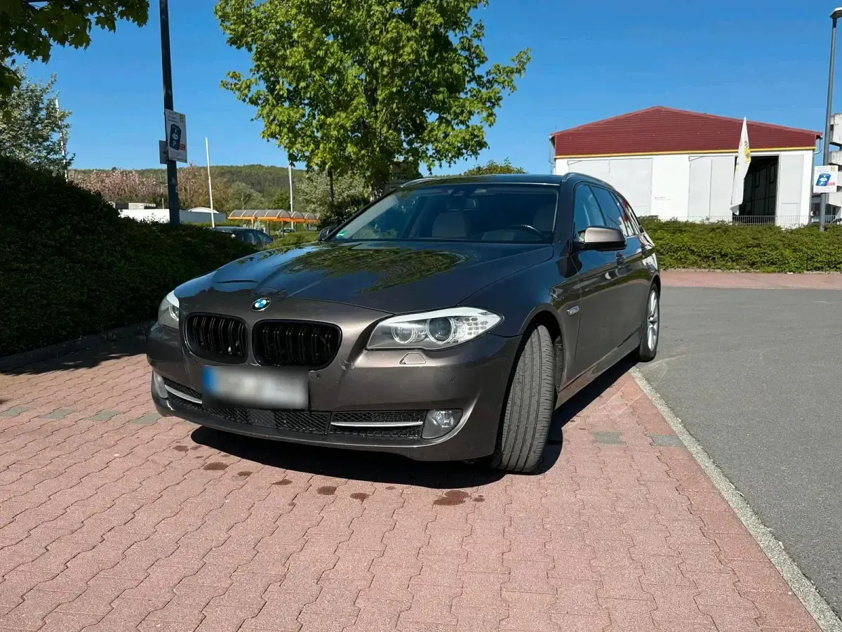Second-hand BMW 525 218 CP (160 kW) 2013 Maro Break