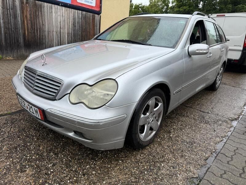 Silber Gebraucht 2002 Mercedes C200 Kombi | 1.899 € - Bild 1/4