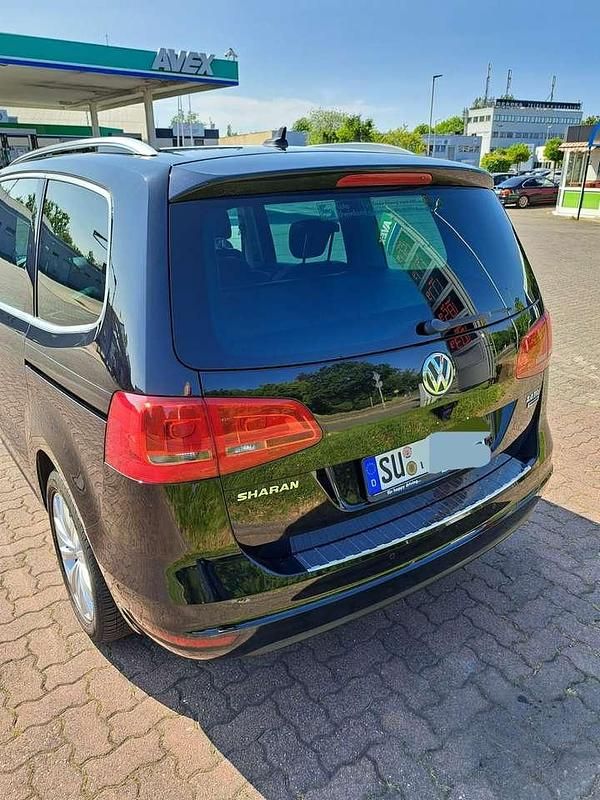 Gebraucht VW Sharan Highline 177 PS (130 kW) 2014 Schwarz Van / Kleinbus