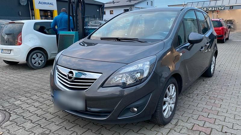 Gebraucht Opel Meriva 140 PS (102 kW) 2011 Grau Van / Kleinbus