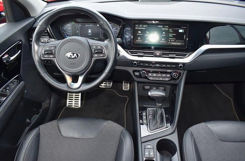 Gebraucht Kia Niro Spirit 105 PS (77 kW) 2020 Rot SUV
