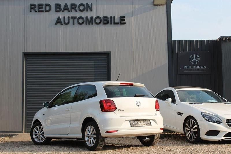 Gebraucht VW Polo LOUNGE 60 PS (44 kW) 2016 Weiß Kleinwagen