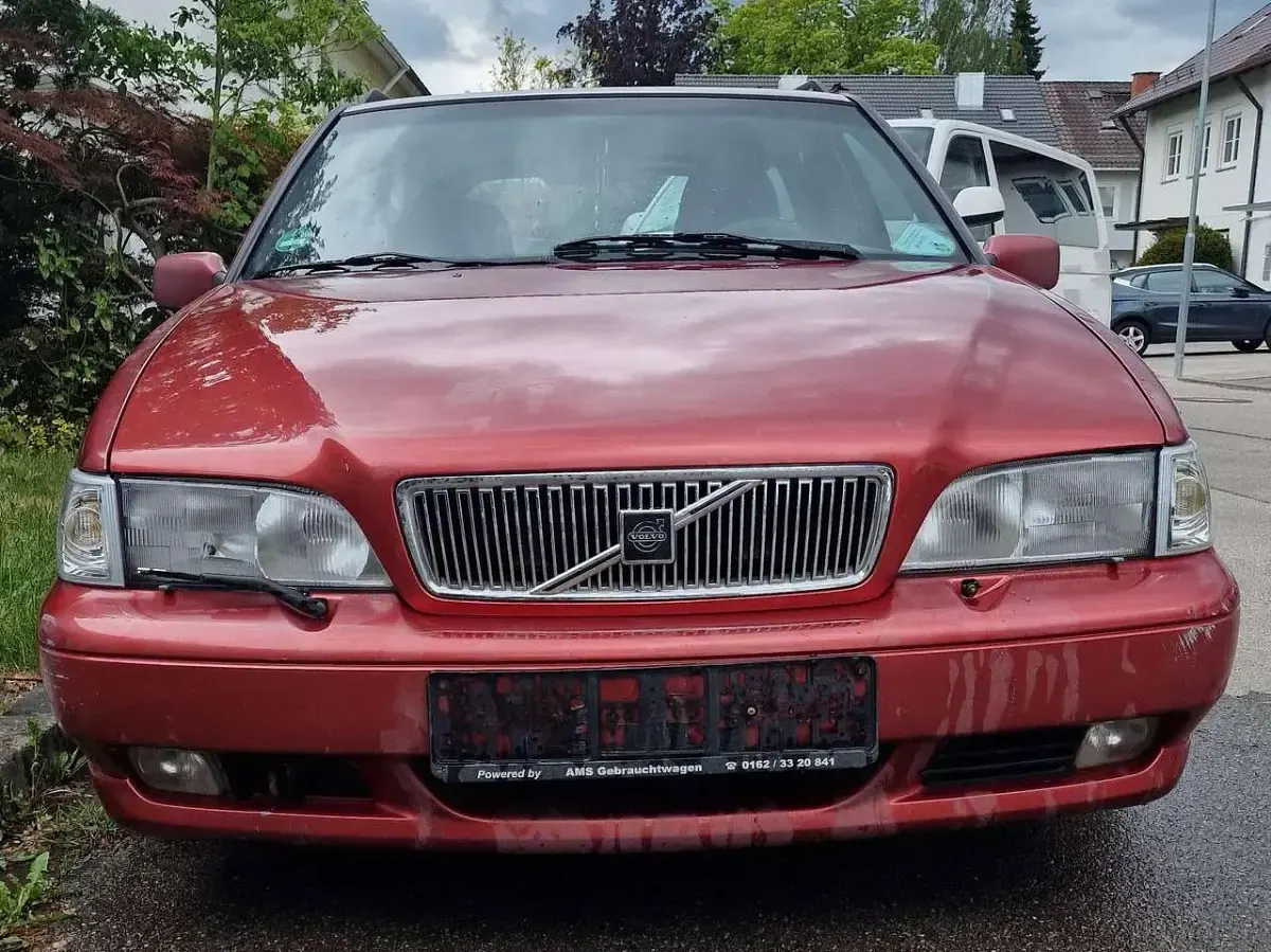 Brugt Volvo V70 144 HK (105 kW) 1997 Rød Stationcar