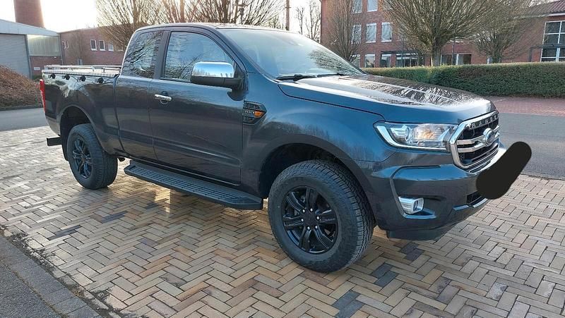 Gebraucht Ford Ranger XLT 170 PS (125 kW) 2021 Grau Pickup