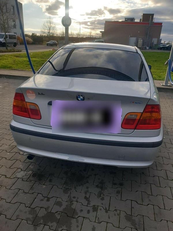 Gebraucht BMW 318 143 PS (105 kW) 2001 Limousine