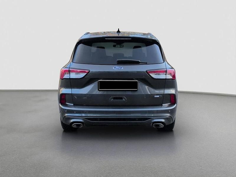 Gebraucht Ford Kuga 150 PS (110 kW) 2020 Grau SUV