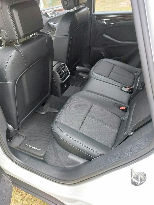 Gebraucht Porsche Macan 265 PS (194 kW) 2024 Weiß SUV