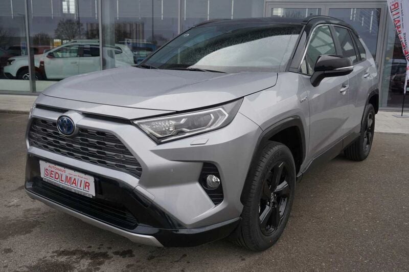 Silber Gebraucht 2023 Toyota RAV4 Hybrid Style SUV | 38.049 € (Guter Preis) - Bild 1/4