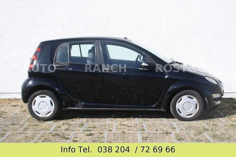 Usado Smart ForFour 68 HP (50 kW) 2004 Preto Citadino
