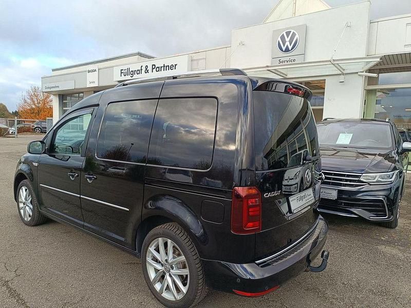 Gebraucht VW Caddy Highline 150 PS (110 kW) 2019 Deep black perleffekt Van / Kleinbus