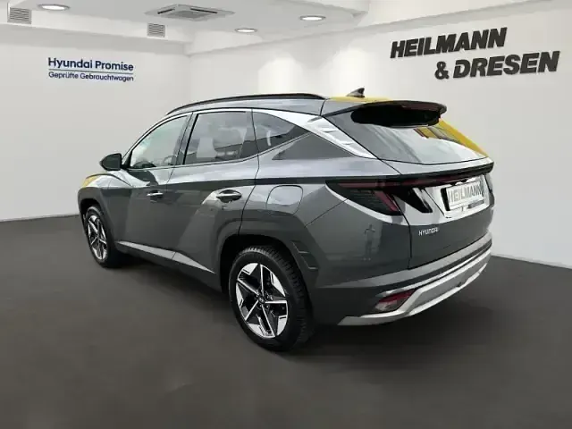 Gebraucht Hyundai Tucson Trend 252 PS (185 kW) 2025 Grau SUV