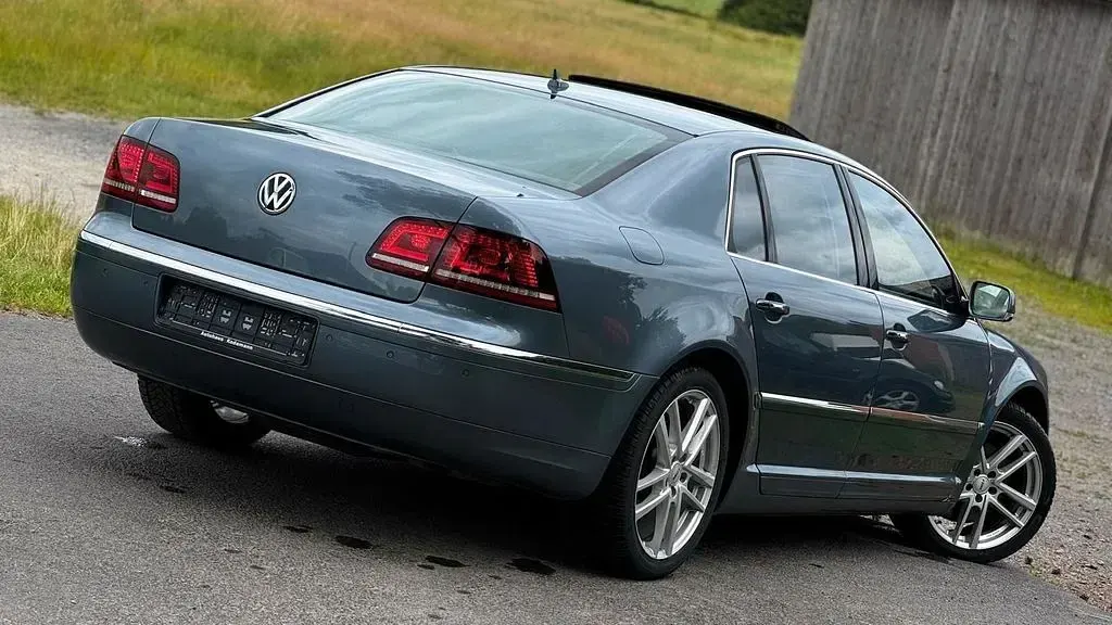 Gebraucht VW Phaeton Exclusive 239 PS (175 kW) 2013 Grau Limousine