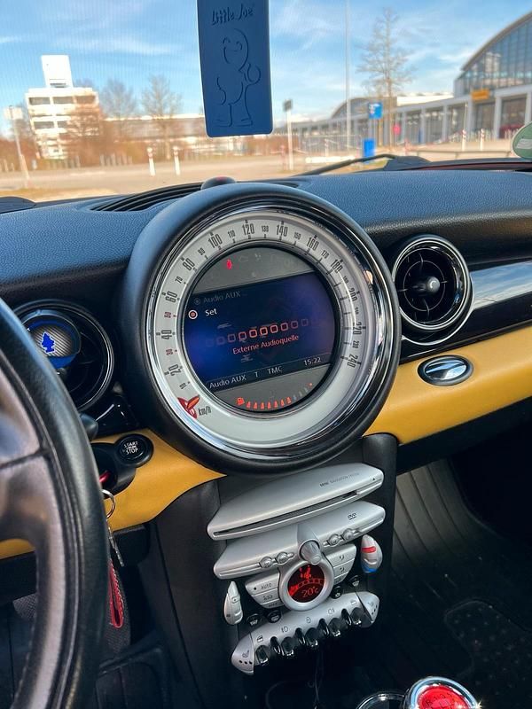 Gelb Gebraucht 2007 Mini Cooper Coupé Coupé | 3.000 € (Superpreis) - Bild 1/4