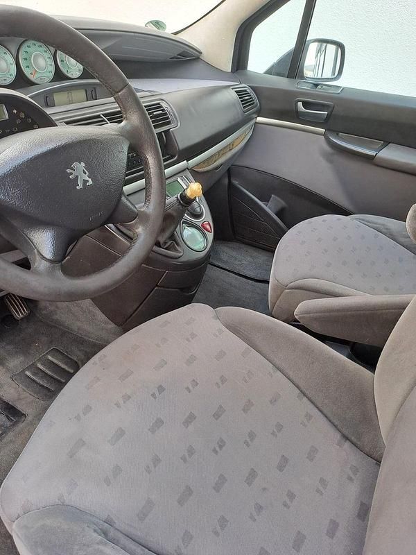 Gebraucht Peugeot 807 136 PS (100 kW) 2004 Van / Kleinbus