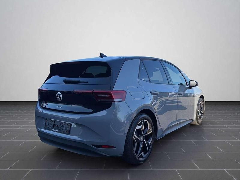 Gebraucht VW ID.3 Pro Performance 150 kW (204 PS) 2022 Mondsteingrau schwarz Kleinwagen