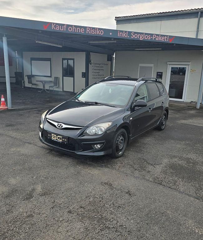 Gebraucht Hyundai i30 Edition+ 90 PS (66 kW) 2011 Schwarz Kombi