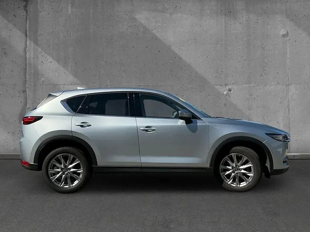 Gebraucht Mazda CX-5 184 PS (135 kW) 2021 Sonic silver SUV