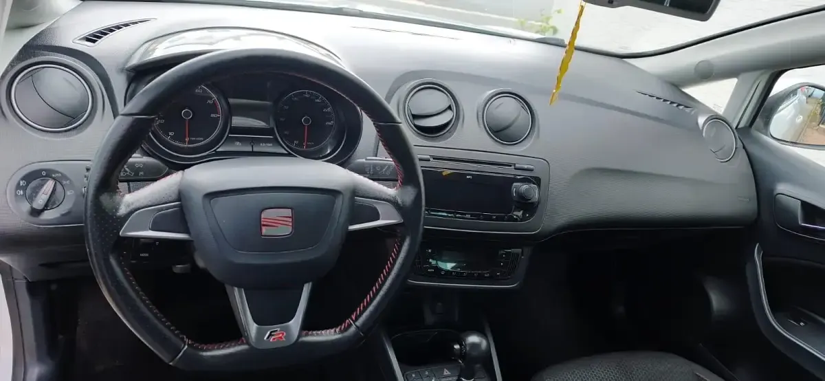 Gebraucht Seat Ibiza FR 150 PS (110 kW) 2012 Weiß Kleinwagen