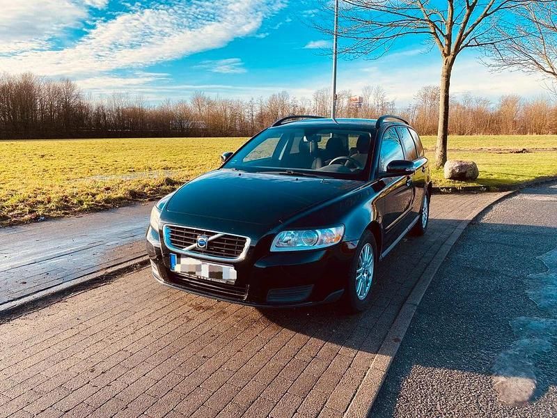 Schwarz Gebraucht 2008 Volvo V50 Kombi | 5.790 € (Teuer) - Bild 1/4