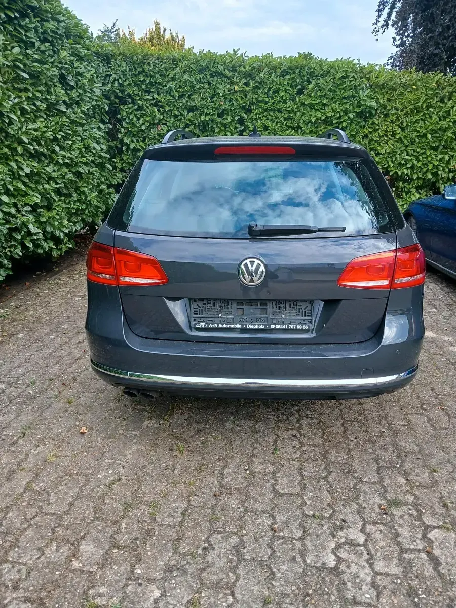 Gebraucht VW Passat Comfortline 140 PS (102 kW) 2014 Grau Kombi