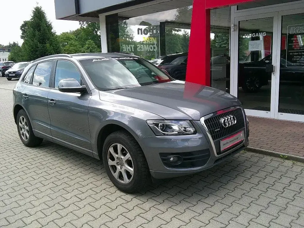 Gebraucht Audi Q5 179 PS (131 kW) 2012 Monsungrau metallic SUV