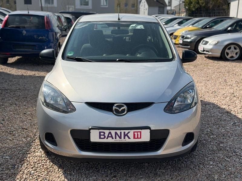 Gebraucht Mazda 2 Impuls 75 PS (55 kW) 2010 Silber Kleinwagen