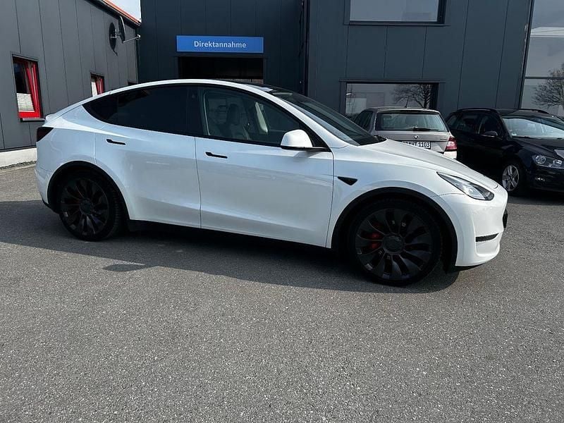 Gebraucht Tesla Model Y Performance 392 kW (534 PS) 2022 Weiß SUV