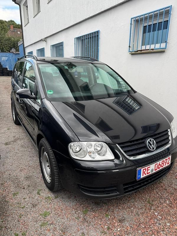Schwarz Gebraucht 2005 VW Touran Van / Kleinbus | 2.999 € (Fairer Preis) - Bild 1/4