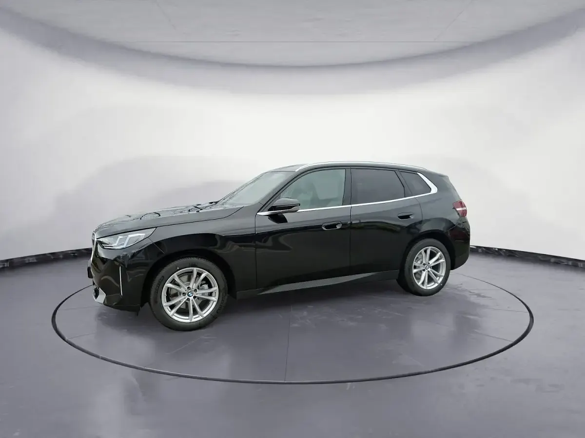 Neu BMW X3 Sport Line 208 PS (152 kW) 2026 Schwarz SUV