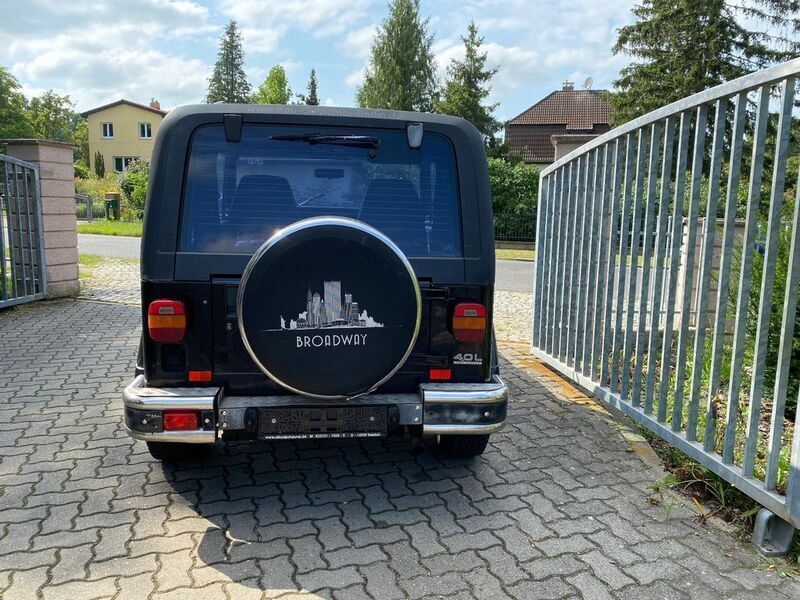 Gebraucht Jeep Wrangler 184 PS (135 kW) 1993 Schwarz SUV