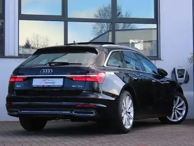 Gebraucht Audi A6 Business 204 PS (150 kW) 2023 Schwarz Kombi