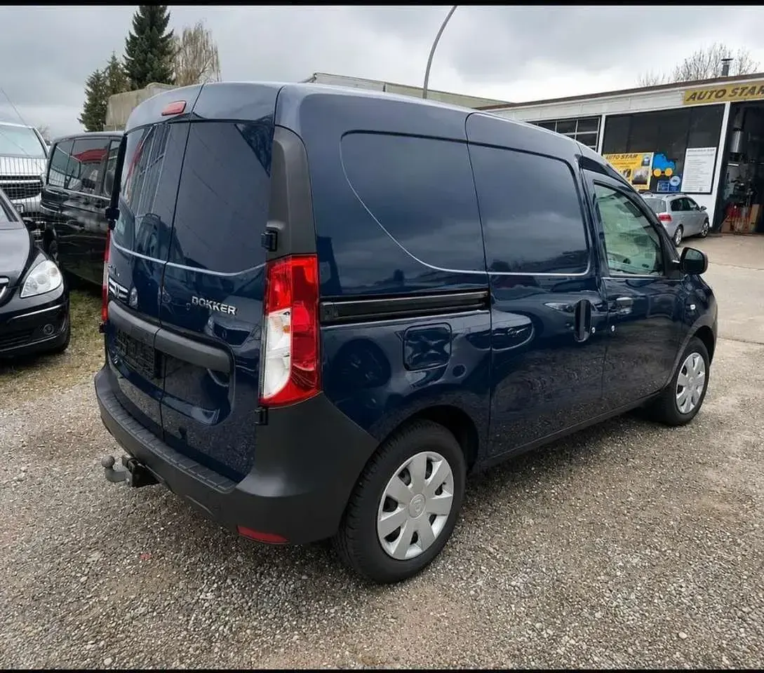 Gebraucht Dacia Dokker Express 83 PS (61 kW) 2015 Blau Van