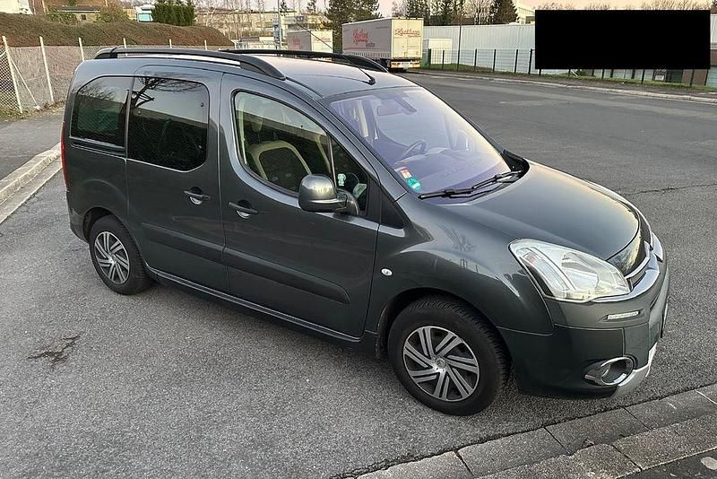 Gebraucht Citroën Berlingo XTR 114 PS (83 kW) 2014 Grau Van / Kleinbus