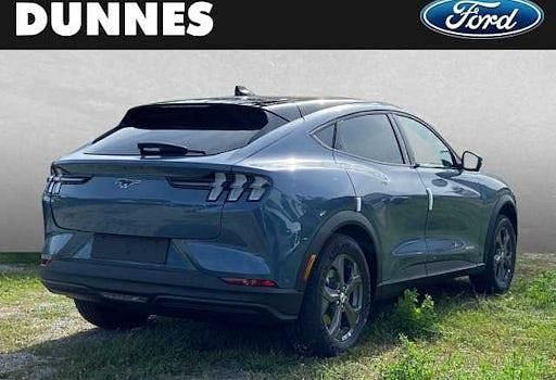 Gebraucht Ford Mustang Mach-E Basis 197 kW (269 PS) 2023 Andere farbe SUV