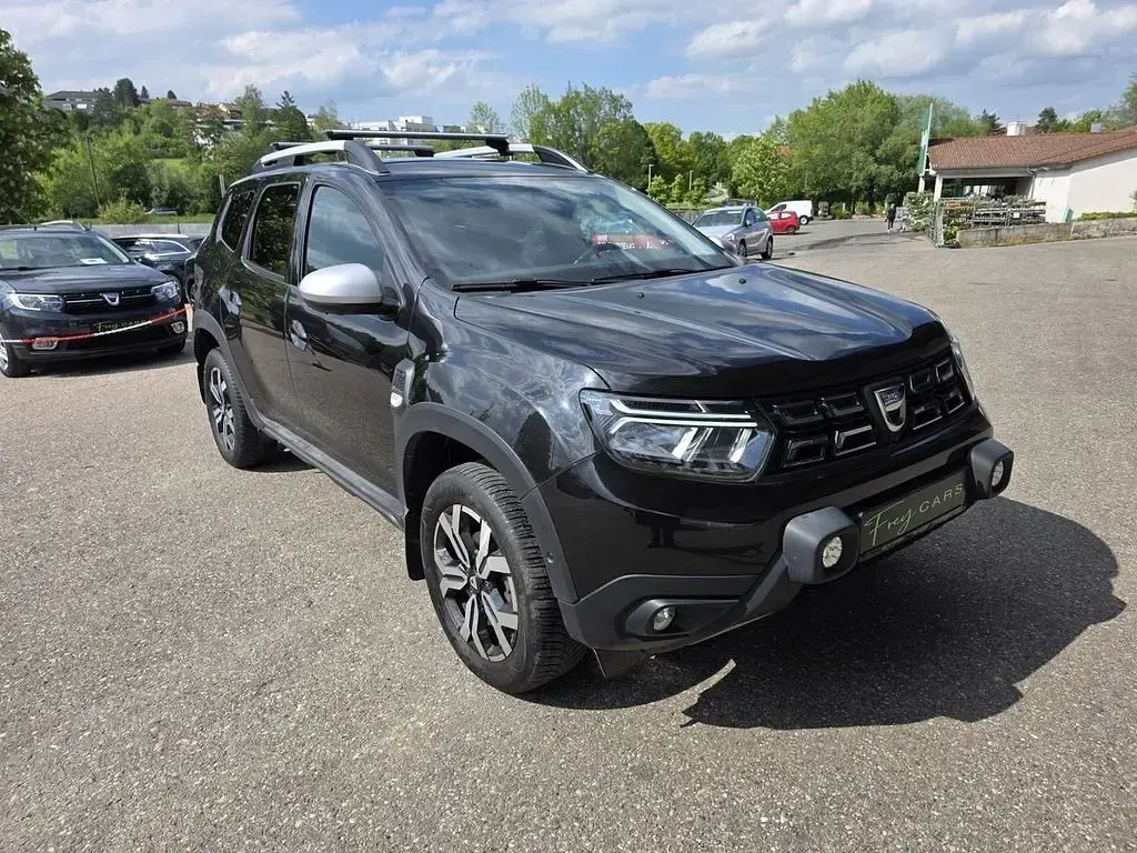 Używany Dacia Duster 114 KM (83 kW) 2022 Czarny SUV