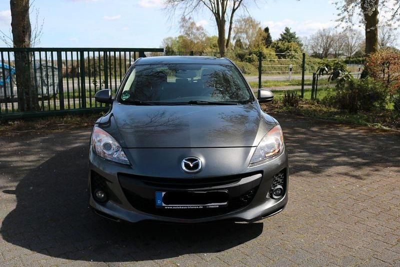 Gebraucht Mazda 3 Edition 105 PS (77 kW) 2012 Grau Limousine