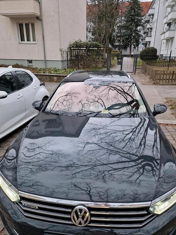 Gebraucht VW Passat 150 PS (110 kW) 2016 Grau Limousine