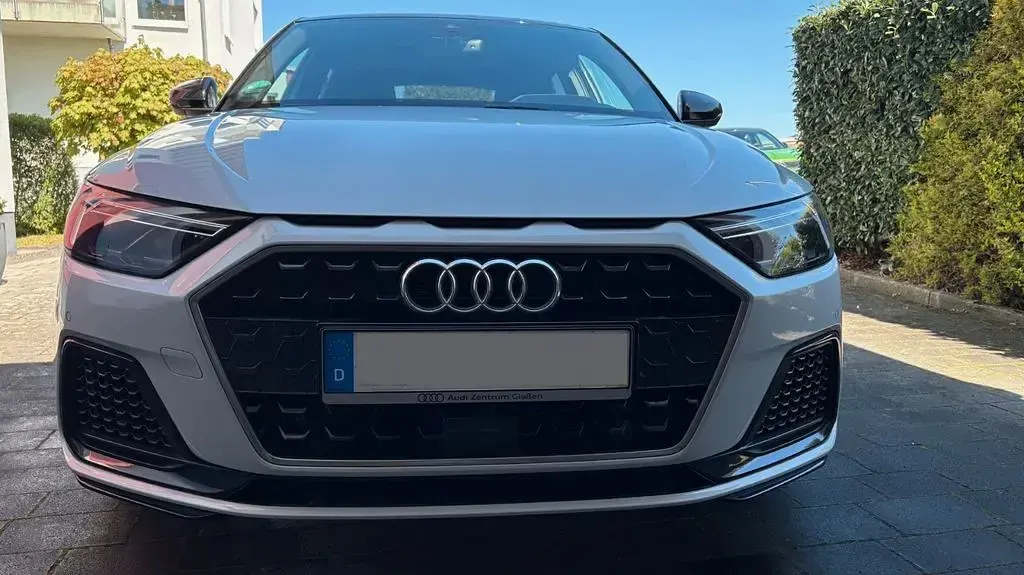 Gebraucht Audi A1 Sportback Advanced 150 PS (110 kW) 2021 Weiß Kleinwagen