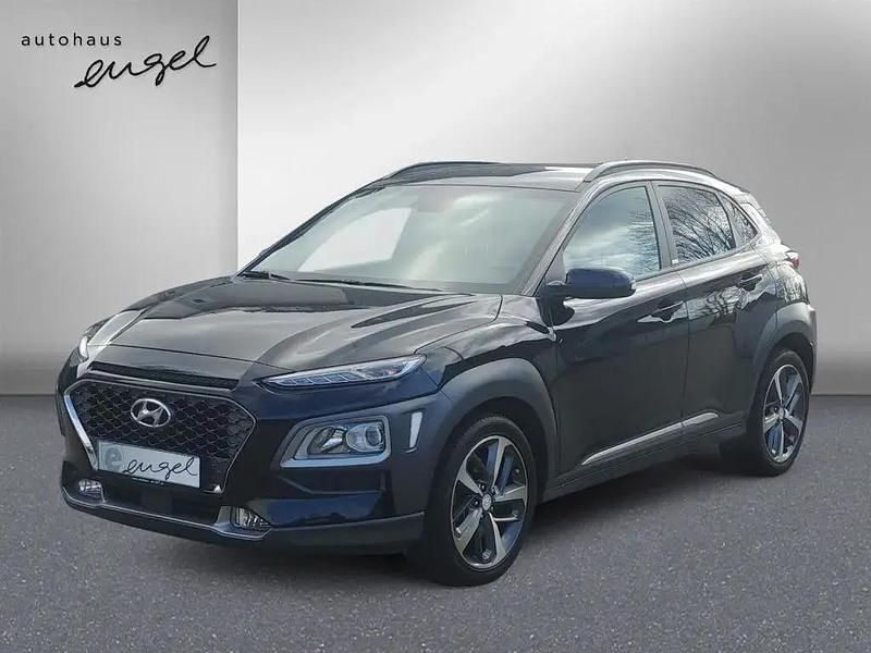 Phantom black metallic (metallic) Gebraucht 2020 Hyundai Kona Style SUV | 18.479 € (Guter Preis) - Bild 1/4