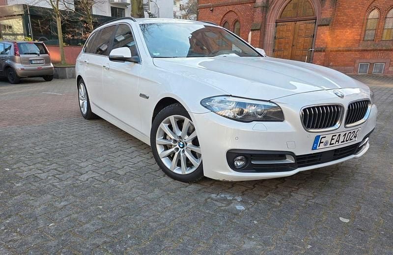 Gebraucht BMW 530 258 PS (189 kW) 2017 Weiß Kombi